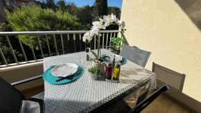 Proche Centre SANARY Studio climatisé 4 personnes